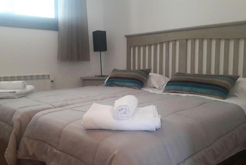 Hostal Los Ojos De Gabriel El Vallecillo 外观 照片