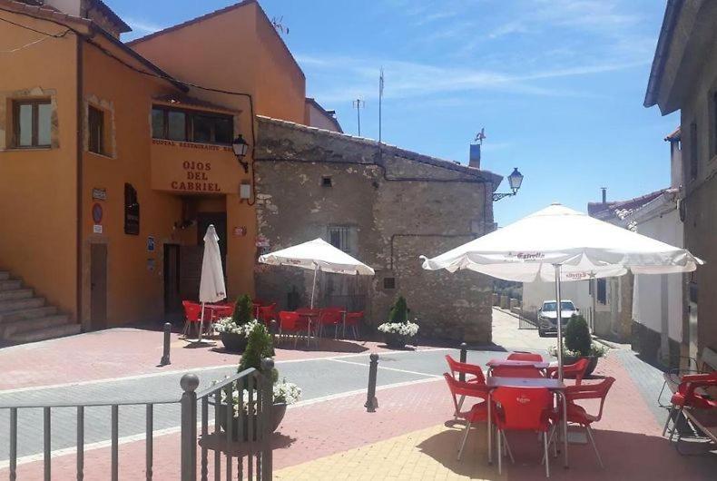 Hostal Los Ojos De Gabriel El Vallecillo 外观 照片